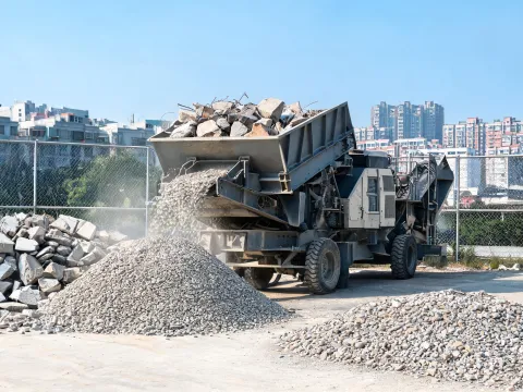 Recycled concrete crushing plant